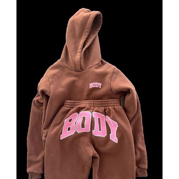 Body by Raven Tracy Pants - Body By Raven Tracy Sweatpants And Sweatshirt 2-Piece Set Brown Pink Small